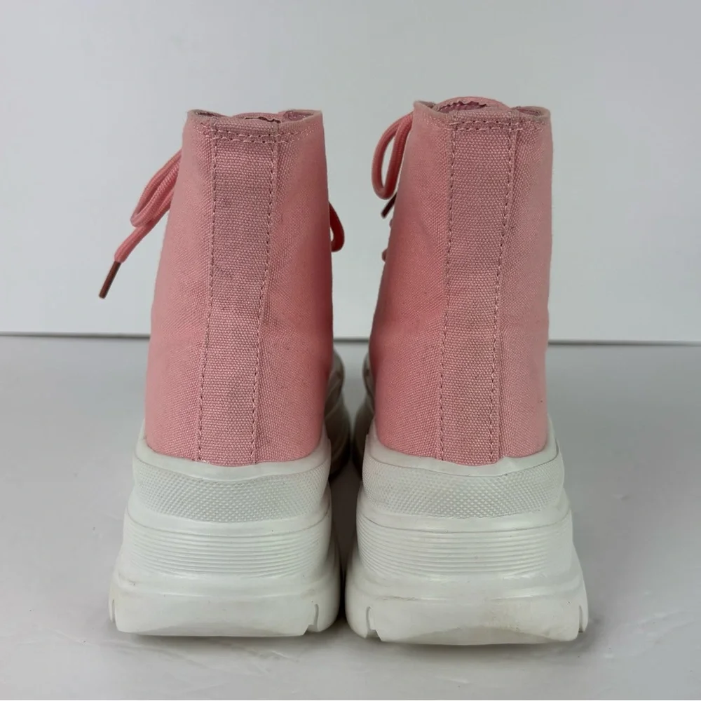 Berness Belle High-Top Lace Up Chunky Platform Sneakers in Pink
